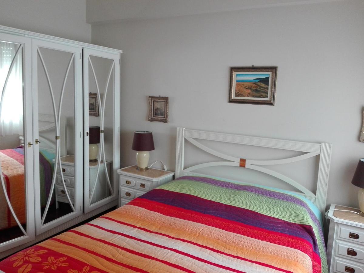 Apartamento Gonçalves Peniche Exterior foto